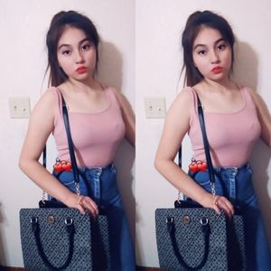 Meet your Posher, Paola